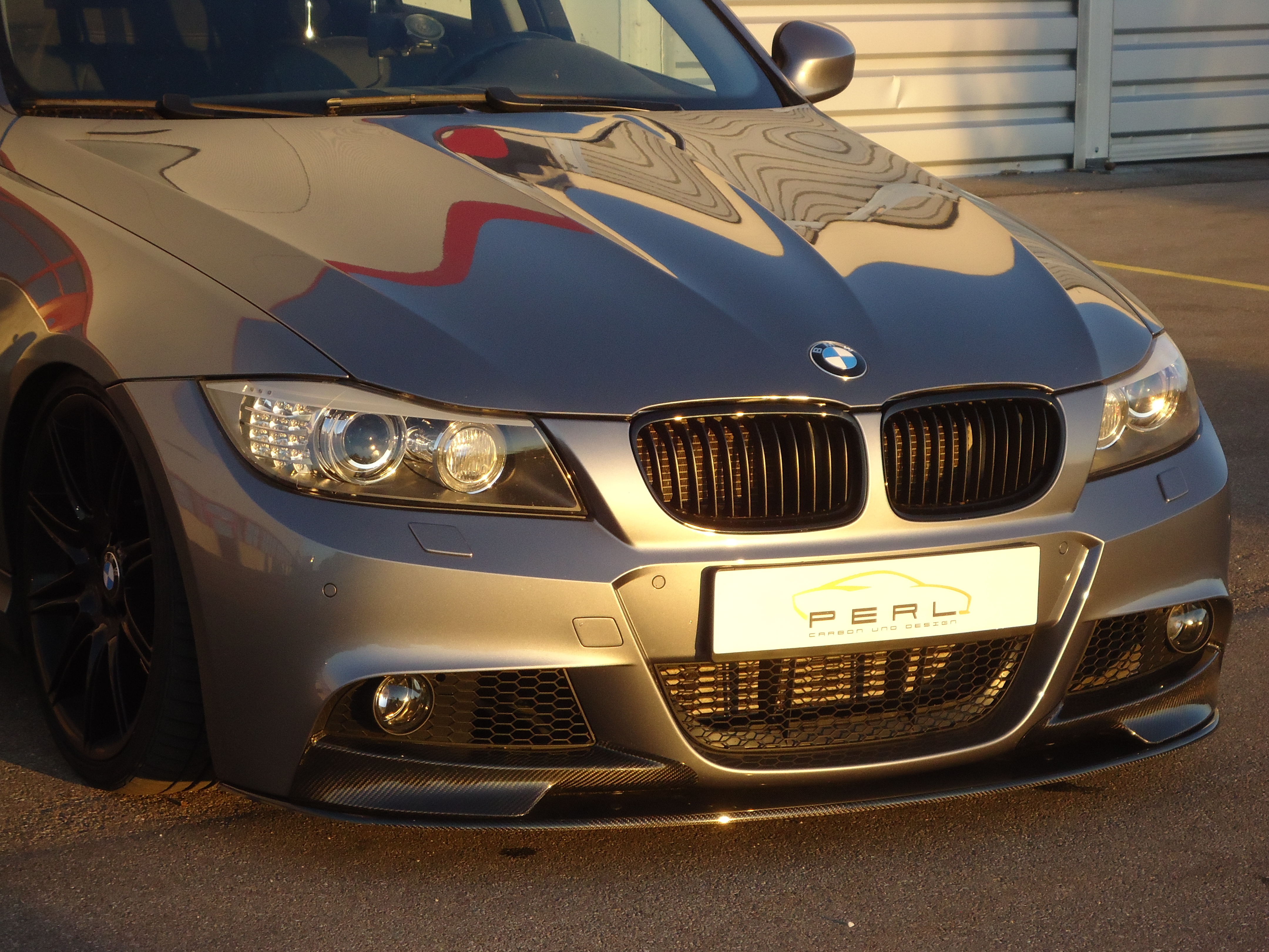 Carbon Sword suitable for BMW 3 Series E90/91 LCI M-Package with installed  flaps