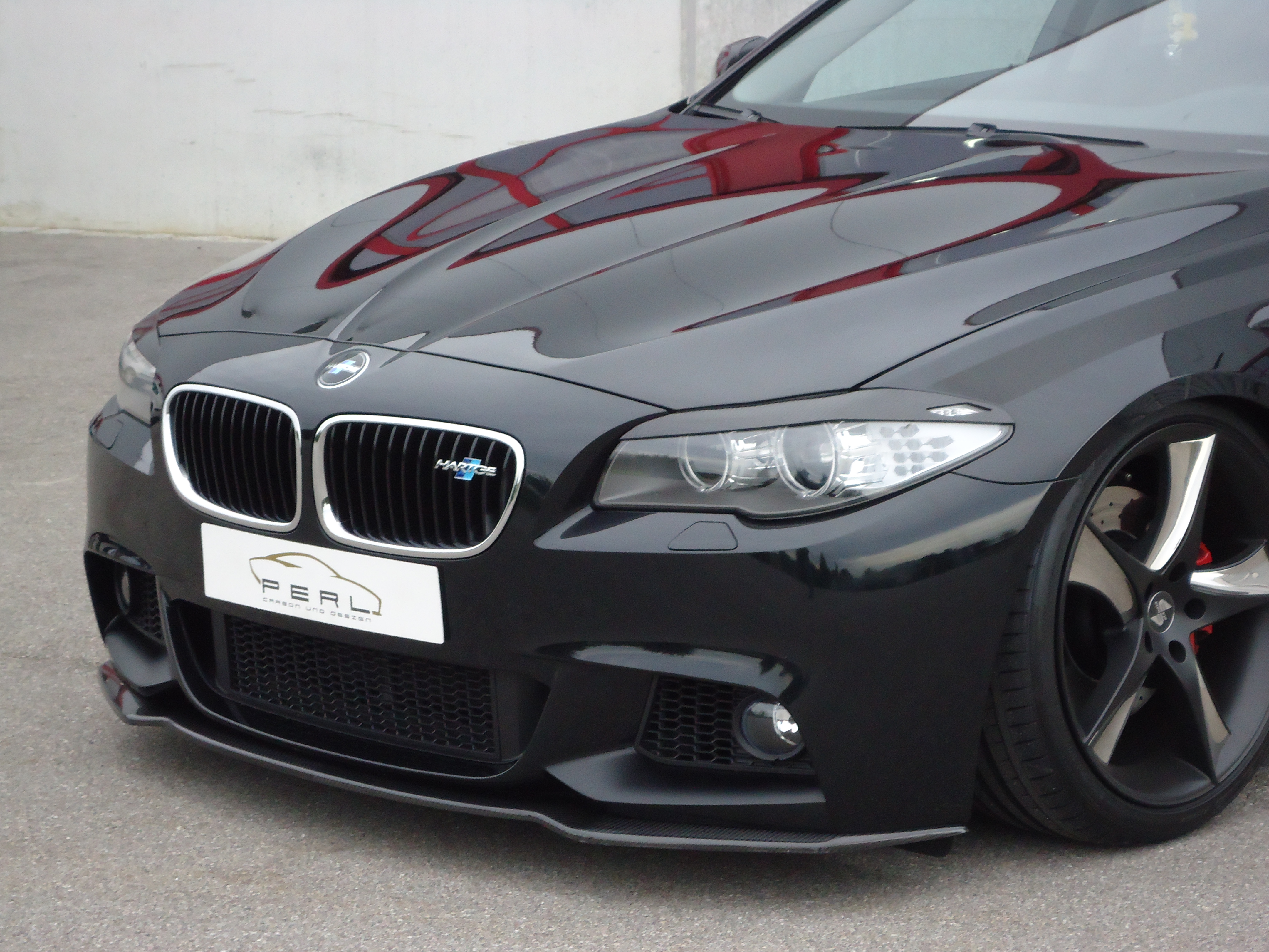 BMW 5 Series | Spoiler | BMW | Perl Carbon • Quality through